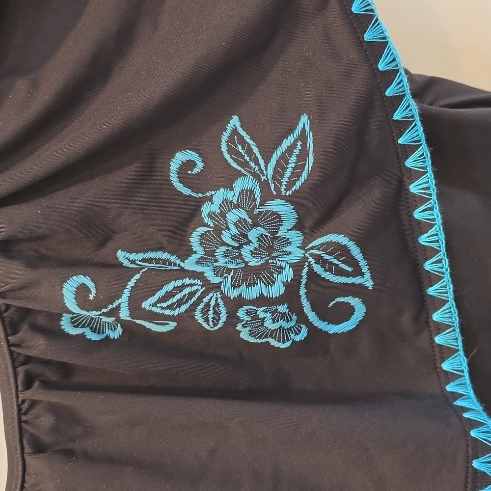 Johnny Was Dreamer Floral Embroidered Flounce Off-The-Shoulder Swimsuit M - Picture 4 of 8